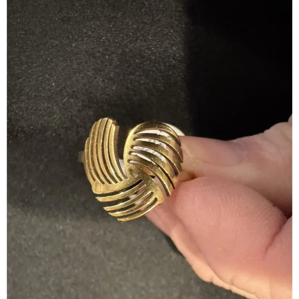 Acero Stainless Steel Goldtone Heart Ring Women's 18 US 8 NEW Valentine's